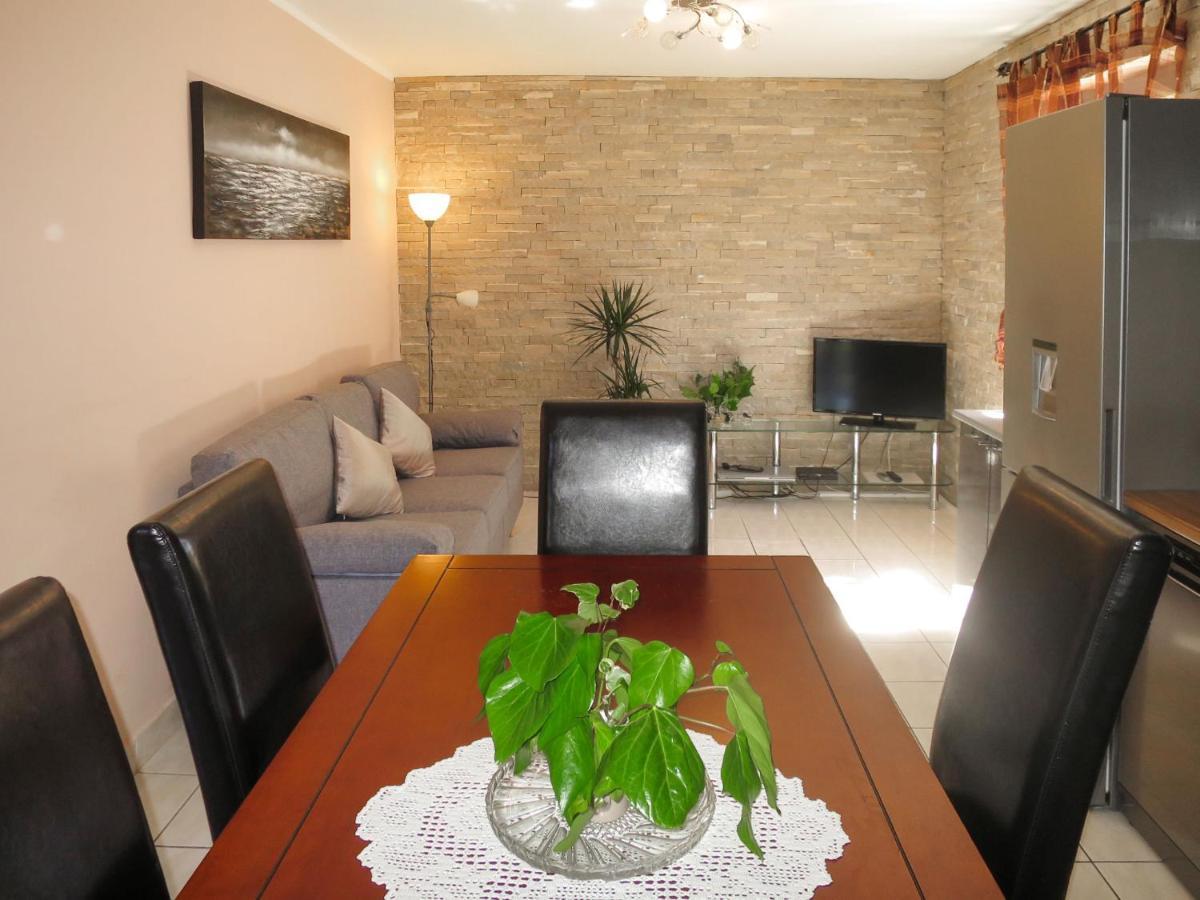 Holiday Home Bacani - Zad750 By Interhome Donji Karin Zewnętrze zdjęcie